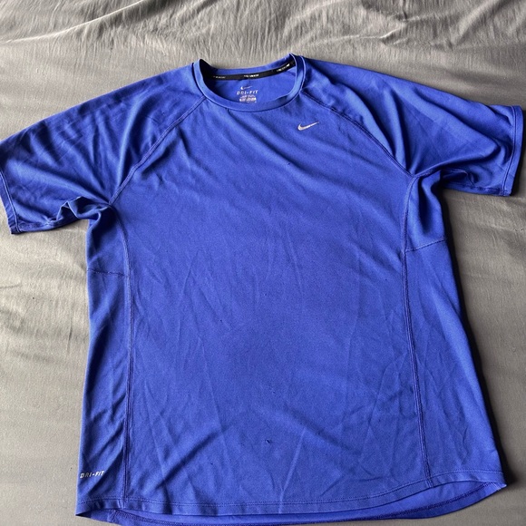 Large Nike shirt bundle - Picture 3 of 11